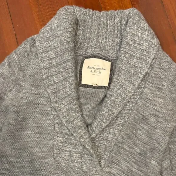 Abercrombie & Fitch V Neck Knit Sweater Heather Gray Size M - Picture 5 of 6